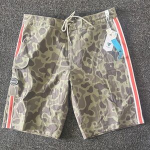 Vissla long set Men's Green Camo Board Shorts